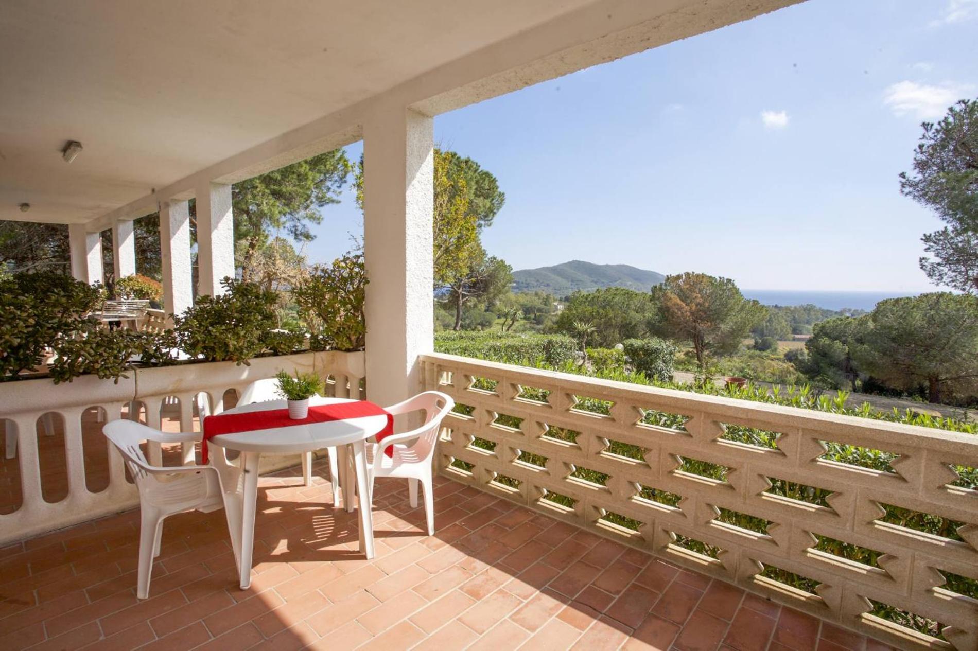 Conti Aparthotel Lacona