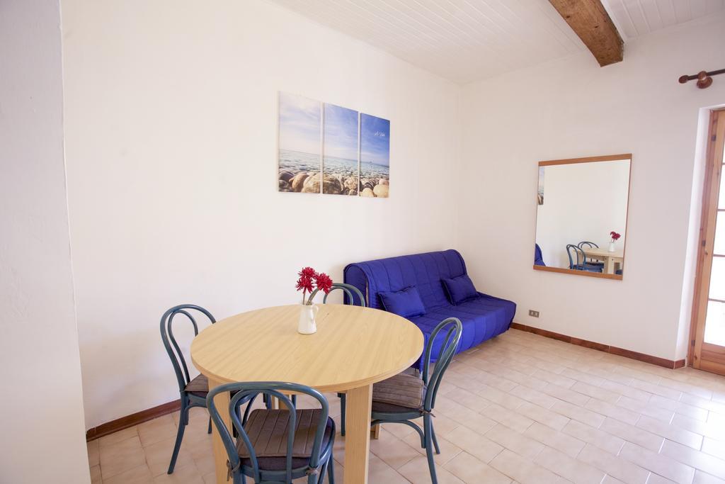 Aparthotel Conti Lacona